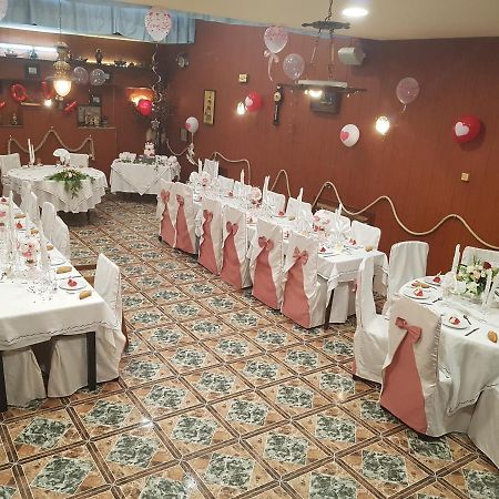 Hostal Milenium Els Monjos 외부 사진